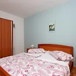 By The Sea Barbat, Rab - 14247 Apartment Barbat na Rabu