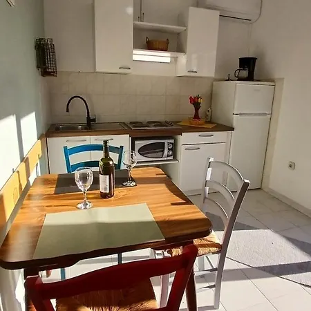 Apartment By The Sea Barbat, Rab - 14247 Barbat na Rabu