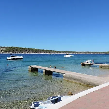 Appartement By The Sea Barbat, Rab - 14247