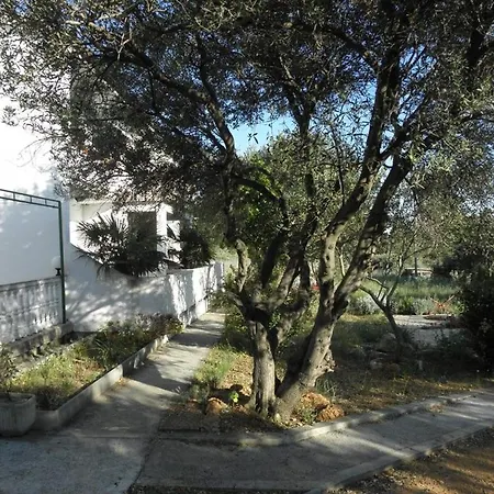 By The Sea Barbat, Rab - 14247 Apartment *